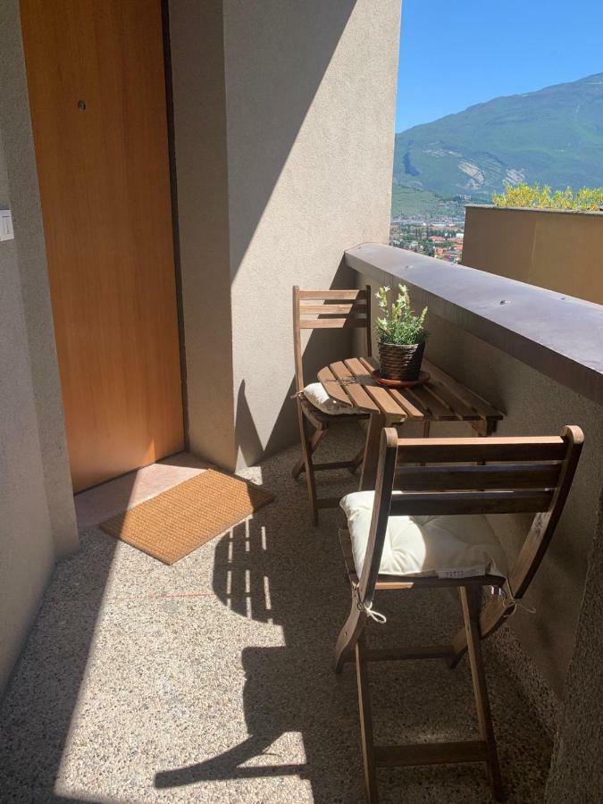 Sky&Pool Dom Apartamento Riva del Garda Exterior foto